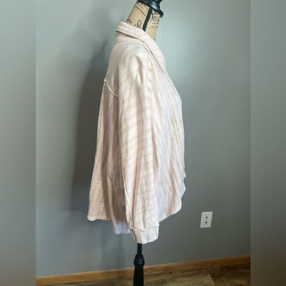 We the Free pink montauk shirt jacket oversized  size xs print tea combo boho - Picture 5 of 9